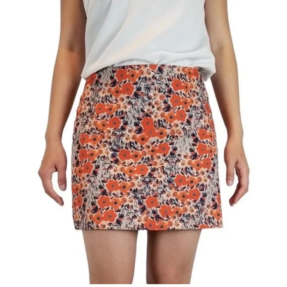 Club Monaco rowan  floral Skirt NWOT‎